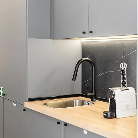 Charming Loft In Bairro Alto - Jj شقة *